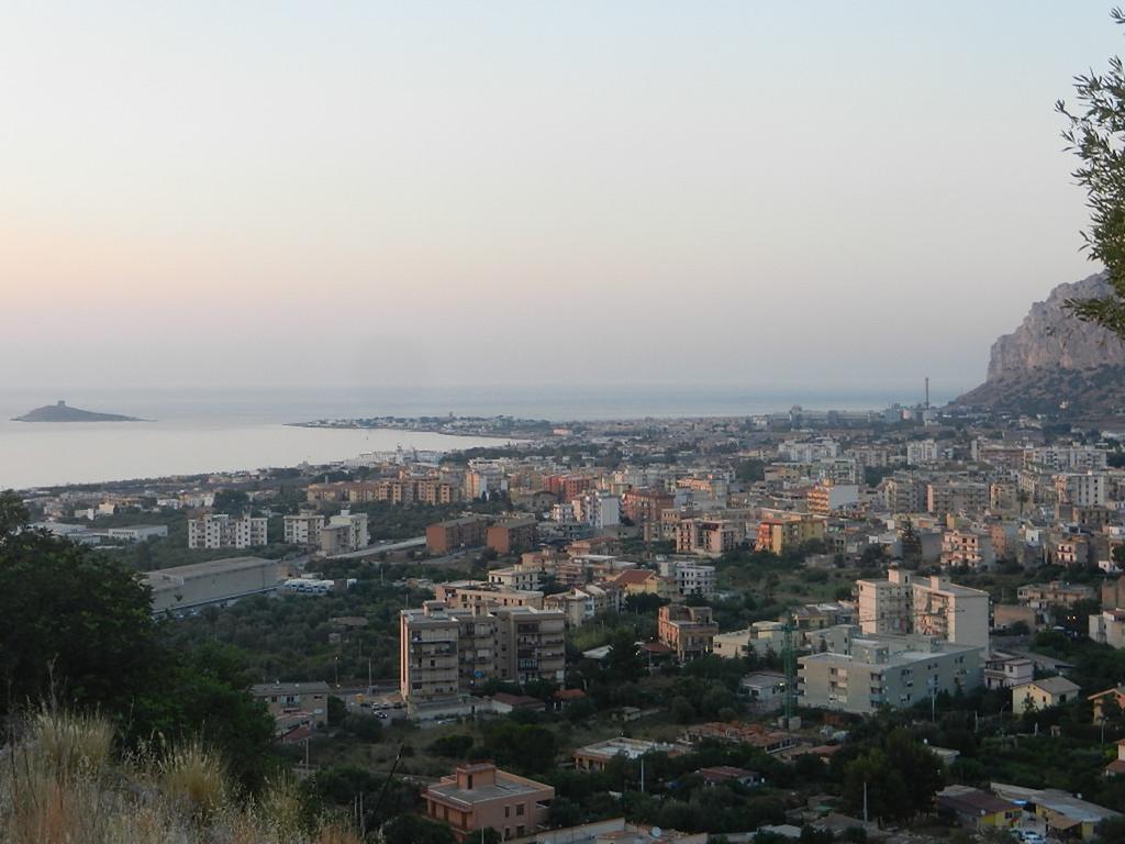 Apartment Leonardo Capaci